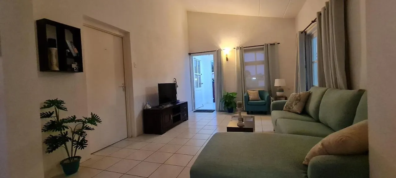 Family And Friends Villa With Big Private Pool Willemstad